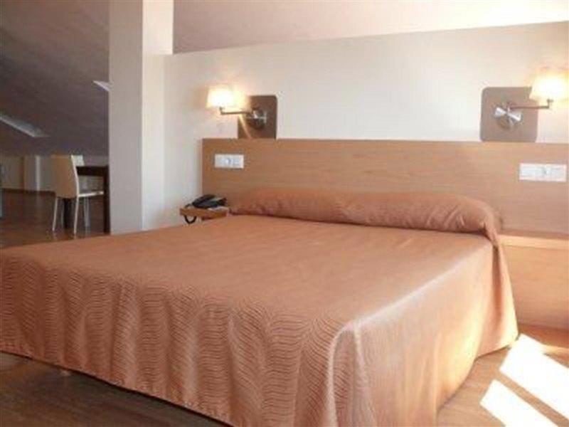 Axarquia Beach Hotel อัลมายาเต วาโค ภายนอก รูปภาพ